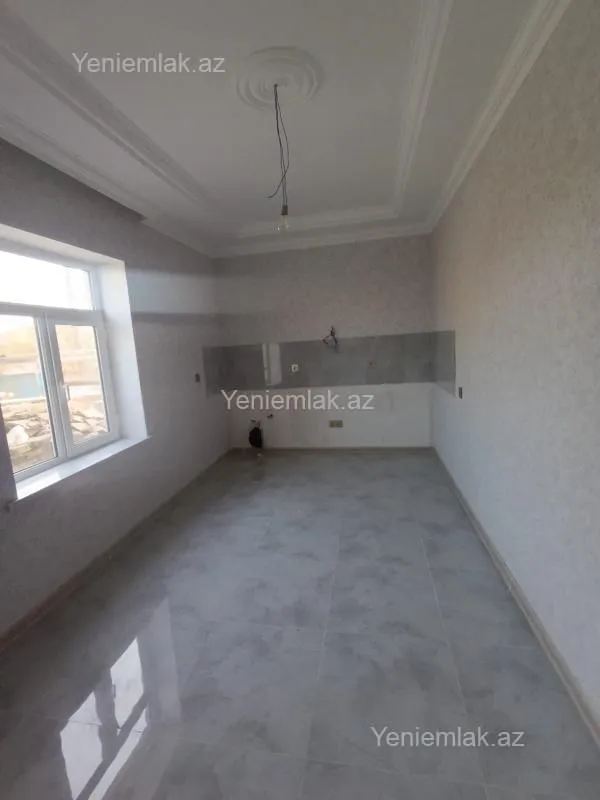 Satılır 4 otaqlı həyət evi 150 m²