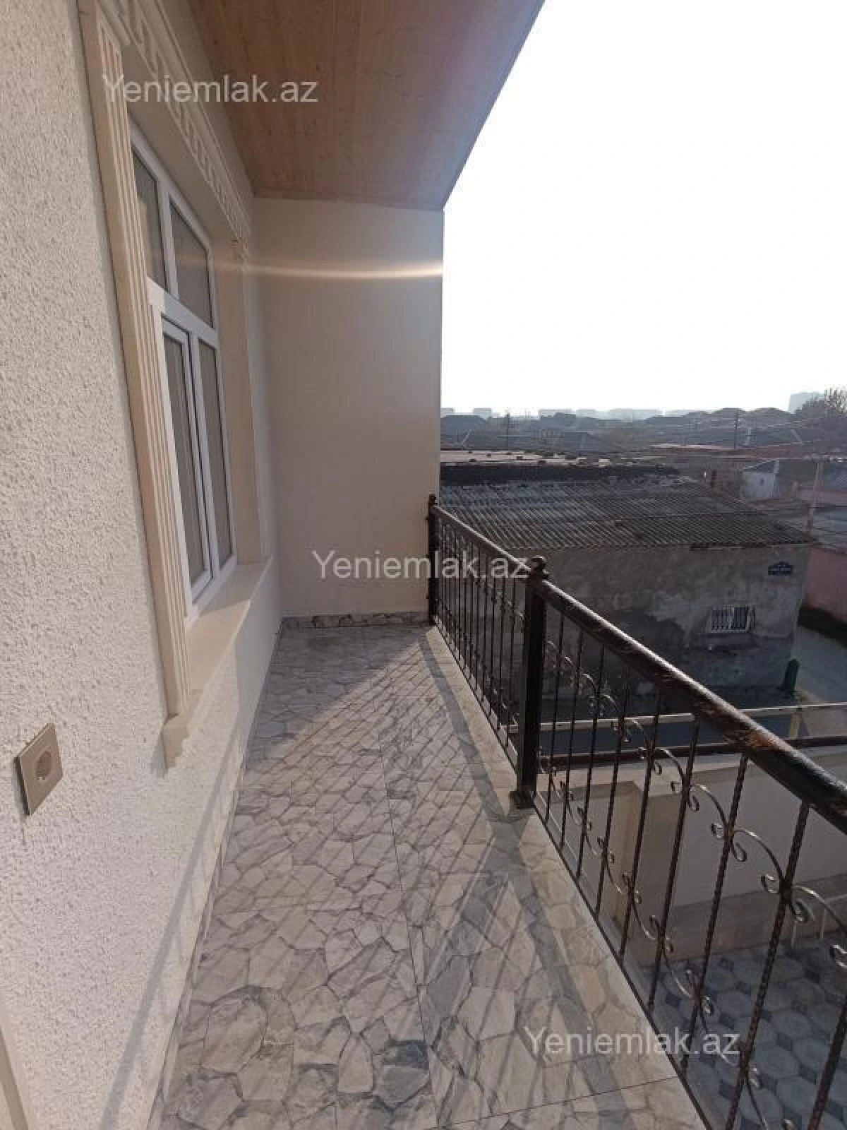 Satılır 4 otaqlı həyət evi 150 m²