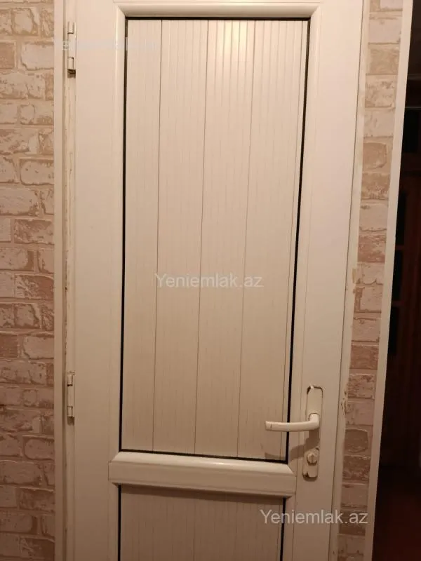 Satılır 2 otaqlı köhnə tikili 46 m²