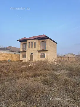 Satılır 5 otaqlı həyət evi 160 m²