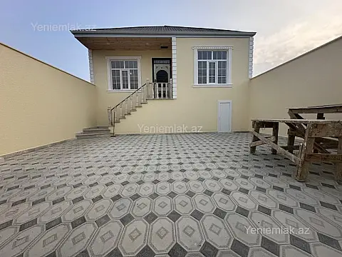 Satılır 4 otaqlı həyət evi 110 m²