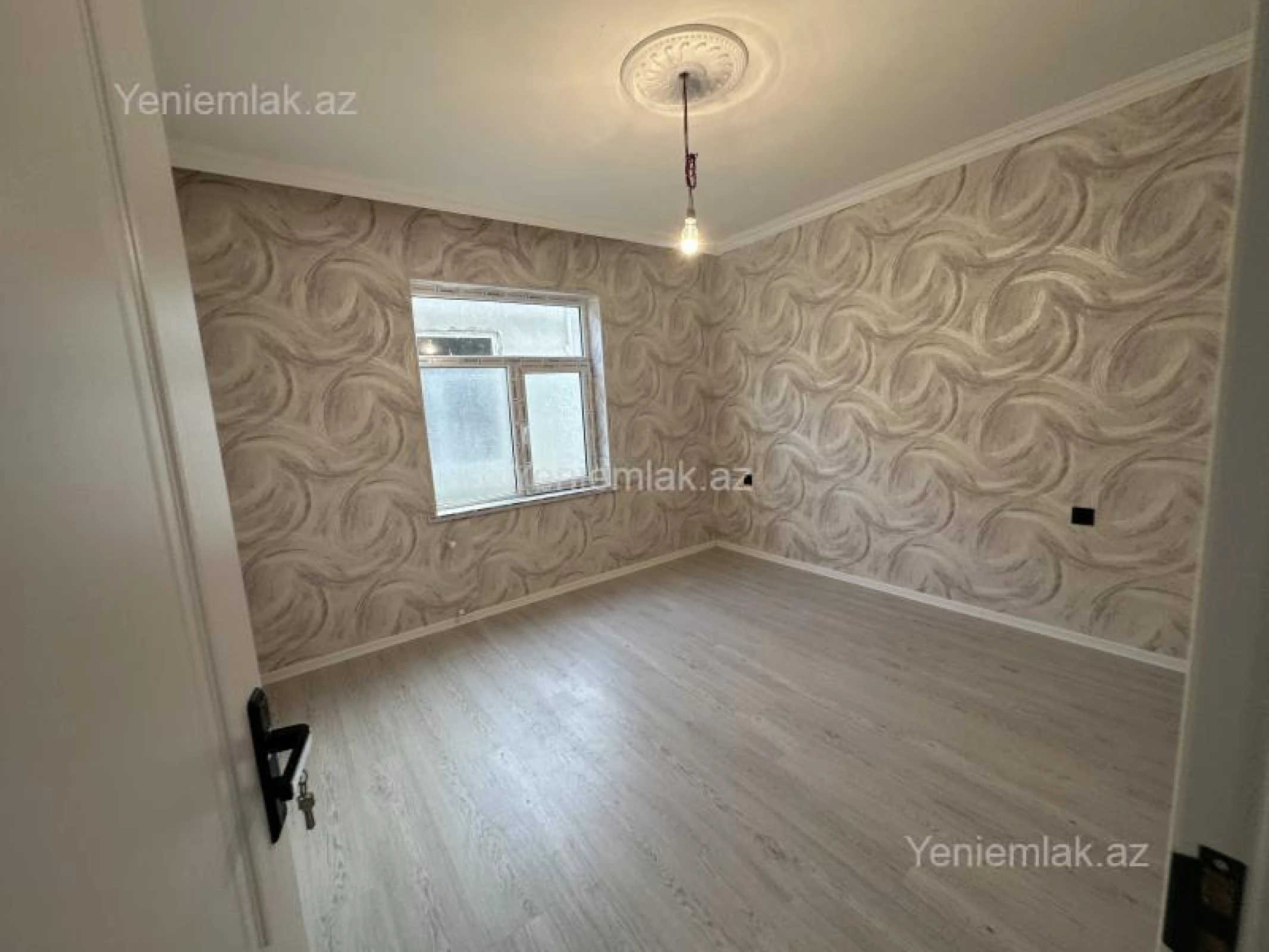 Satılır 4 otaqlı həyət evi 110 m²