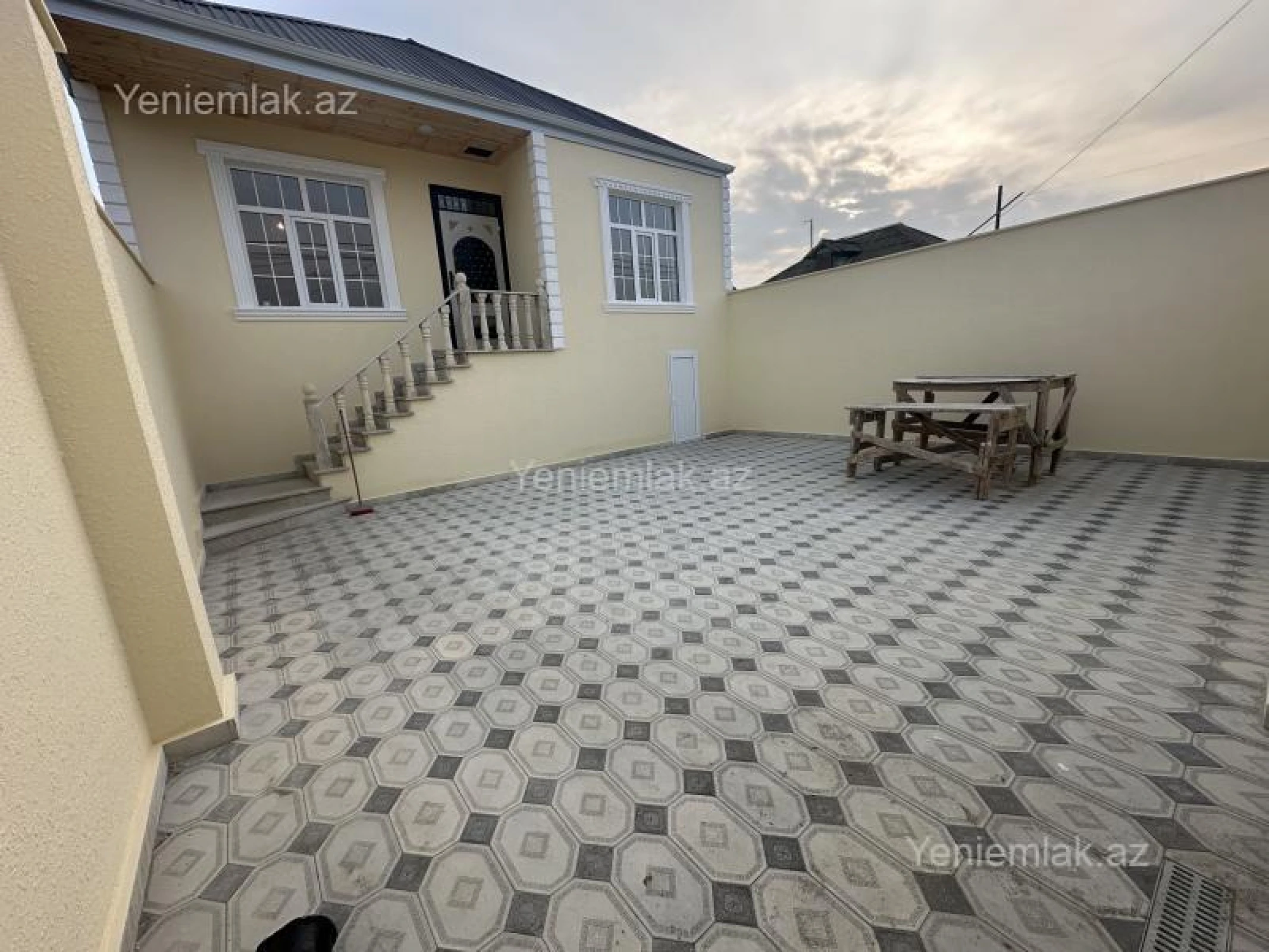 Satılır 4 otaqlı həyət evi 110 m²