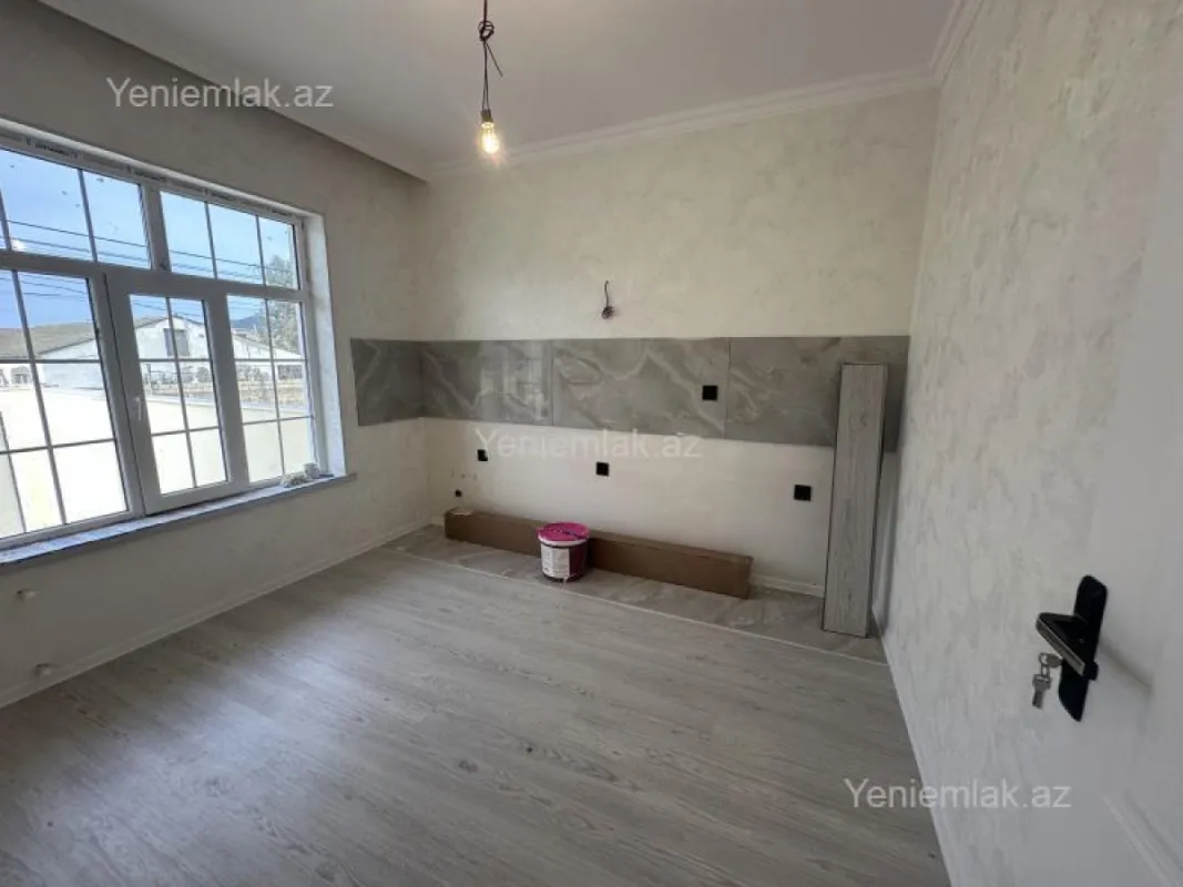 Satılır 4 otaqlı həyət evi 110 m²