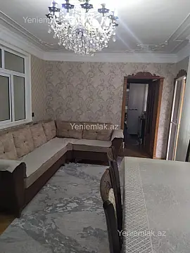 Satılır 4 otaqlı köhnə tikili 85 m²