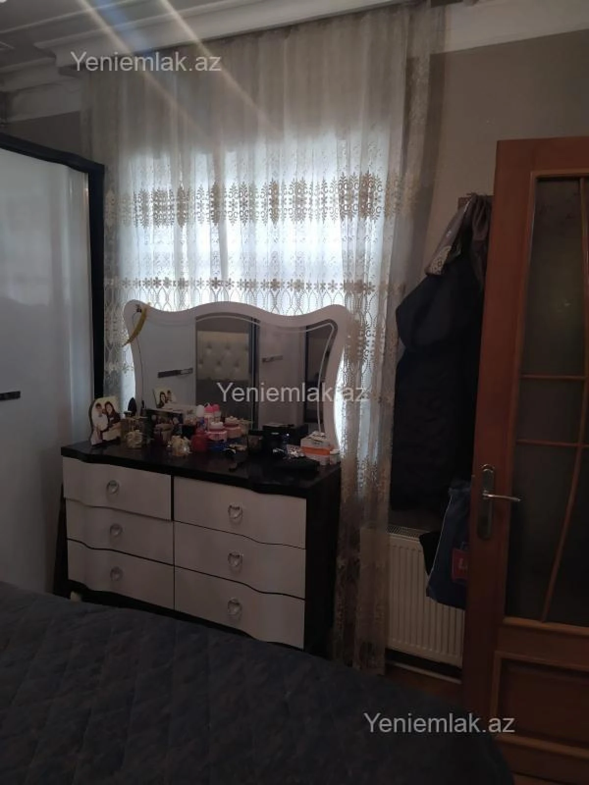 Satılır 4 otaqlı köhnə tikili 85 m²