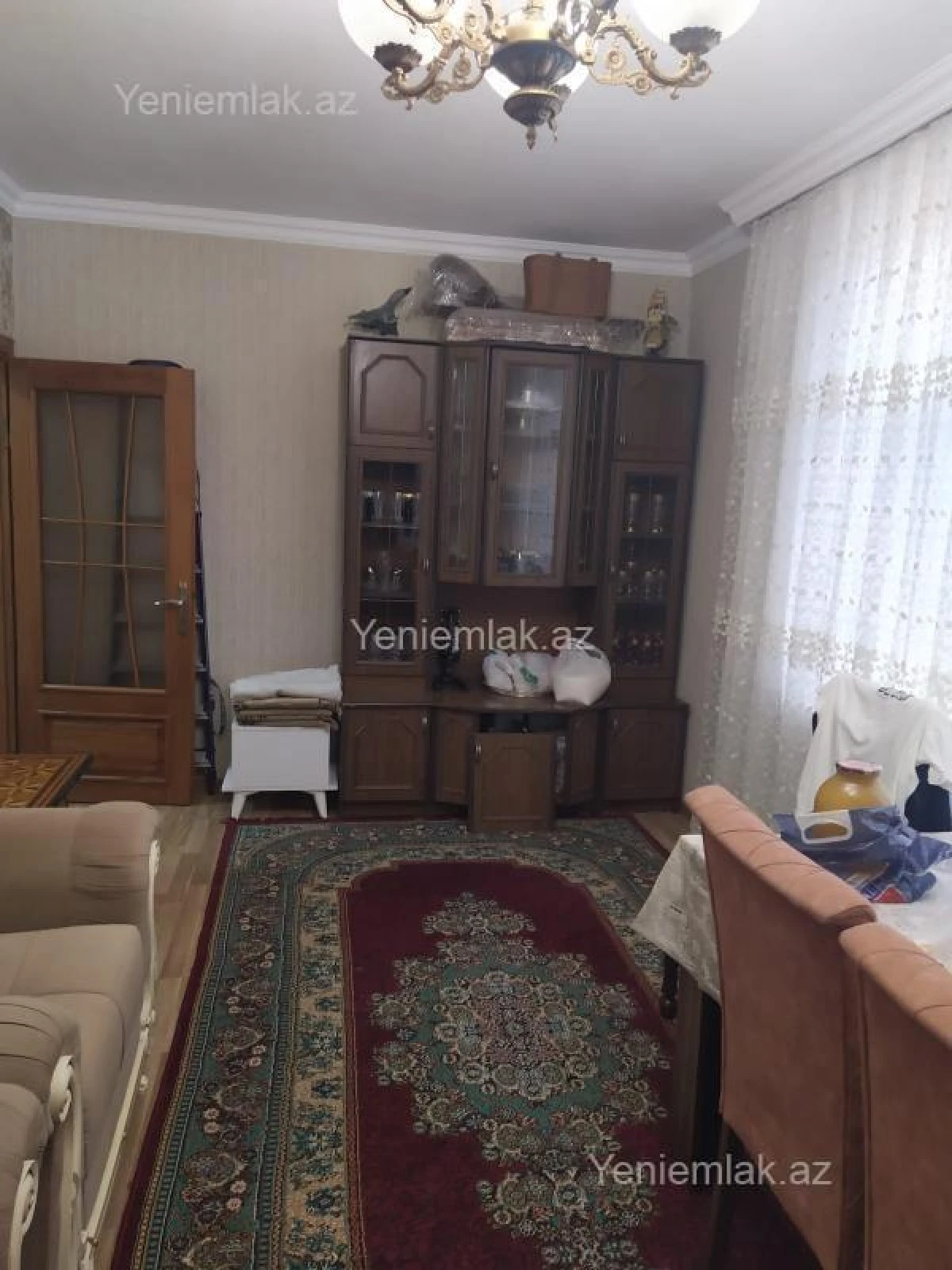 Satılır 4 otaqlı köhnə tikili 85 m²