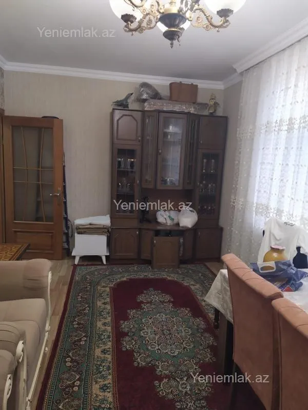 Satılır 4 otaqlı köhnə tikili 85 m²