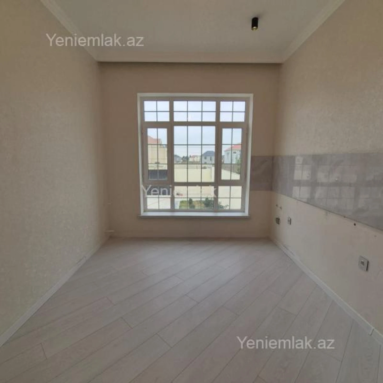 Satılır 4 otaqlı həyət evi 150 m²