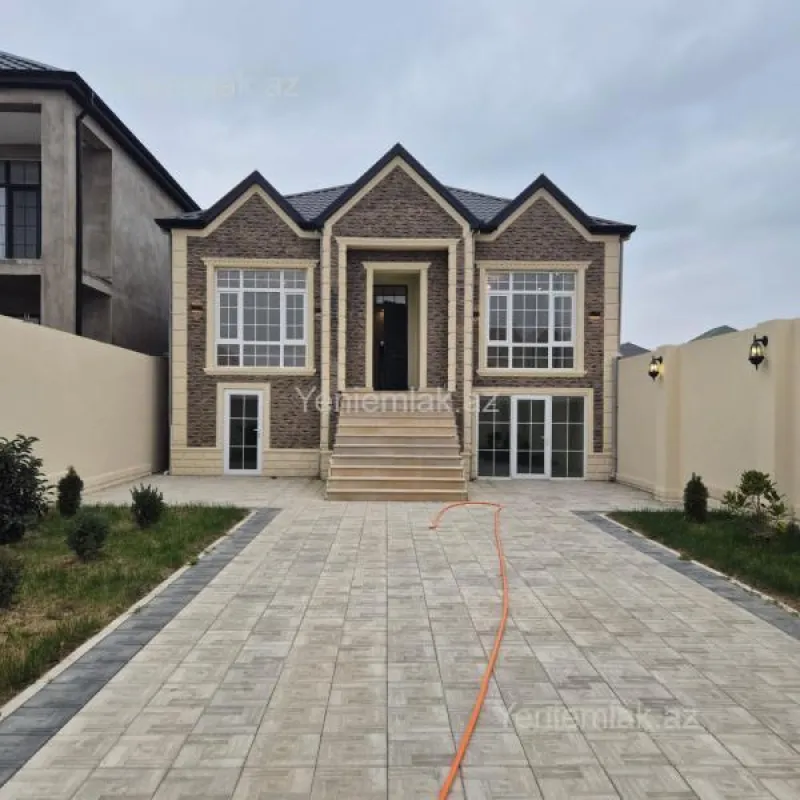 Satılır 4 otaqlı həyət evi 150 m²