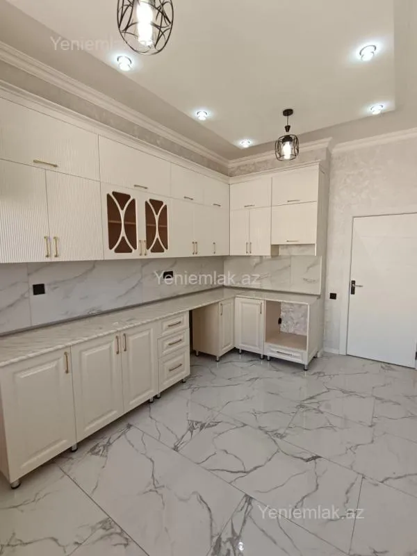 Satılır 2 otaqlı yeni tikili 85 m²