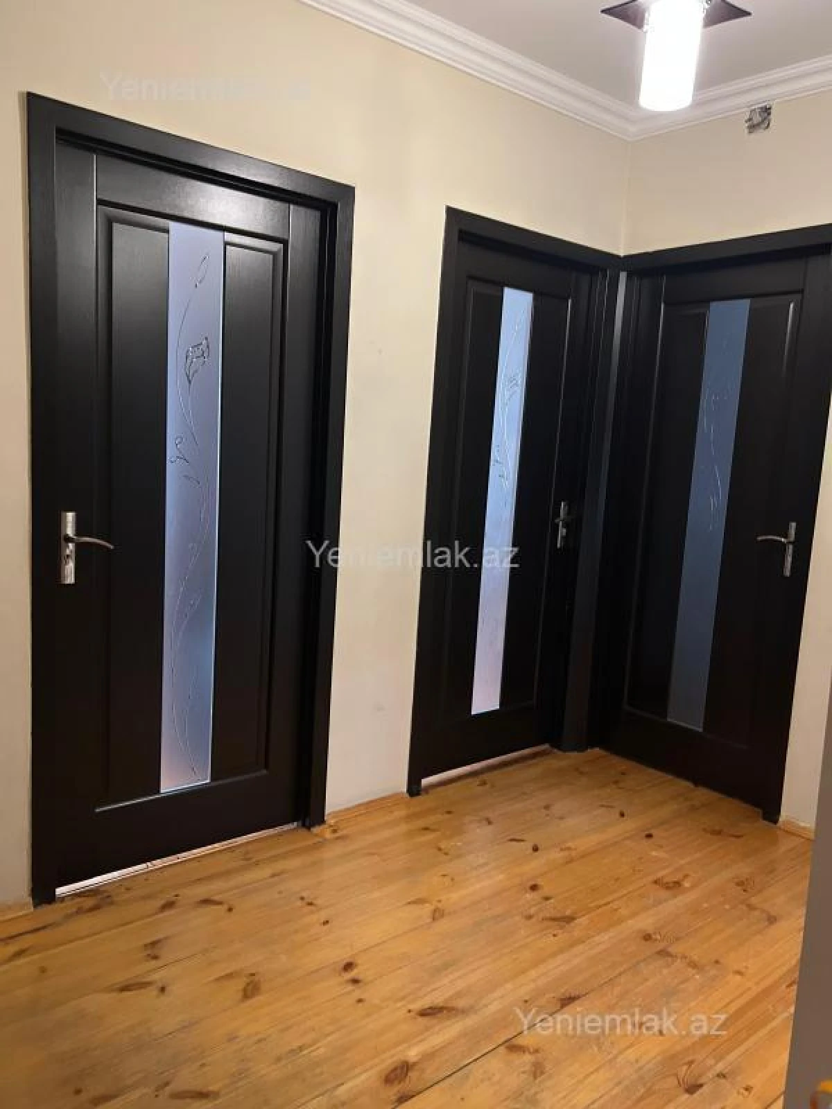 Satılır 3 otaqlı köhnə tikili 65 m²