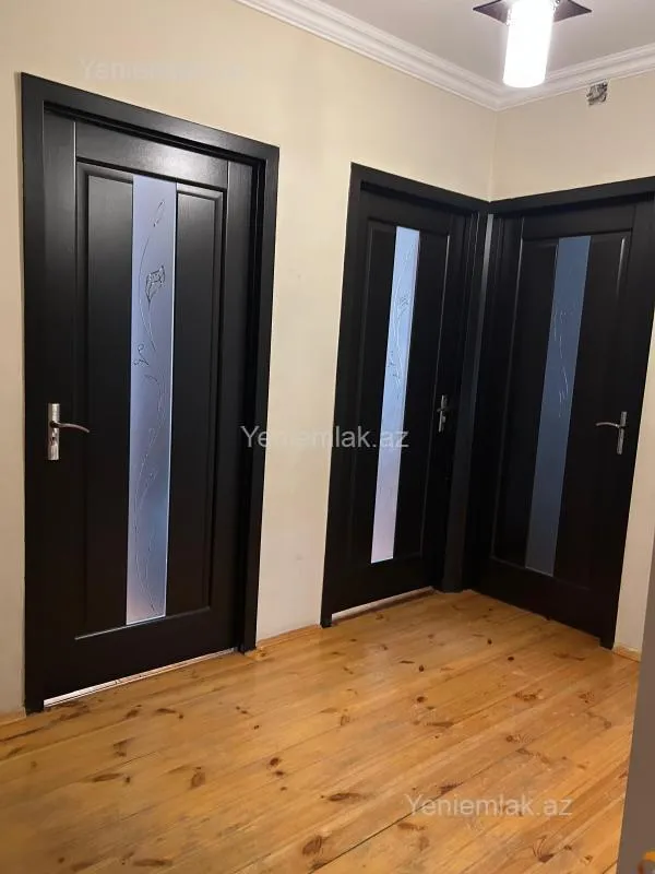Satılır 3 otaqlı köhnə tikili 65 m²