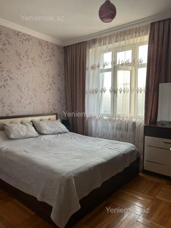 Satılır 3 otaqlı köhnə tikili 65 m²