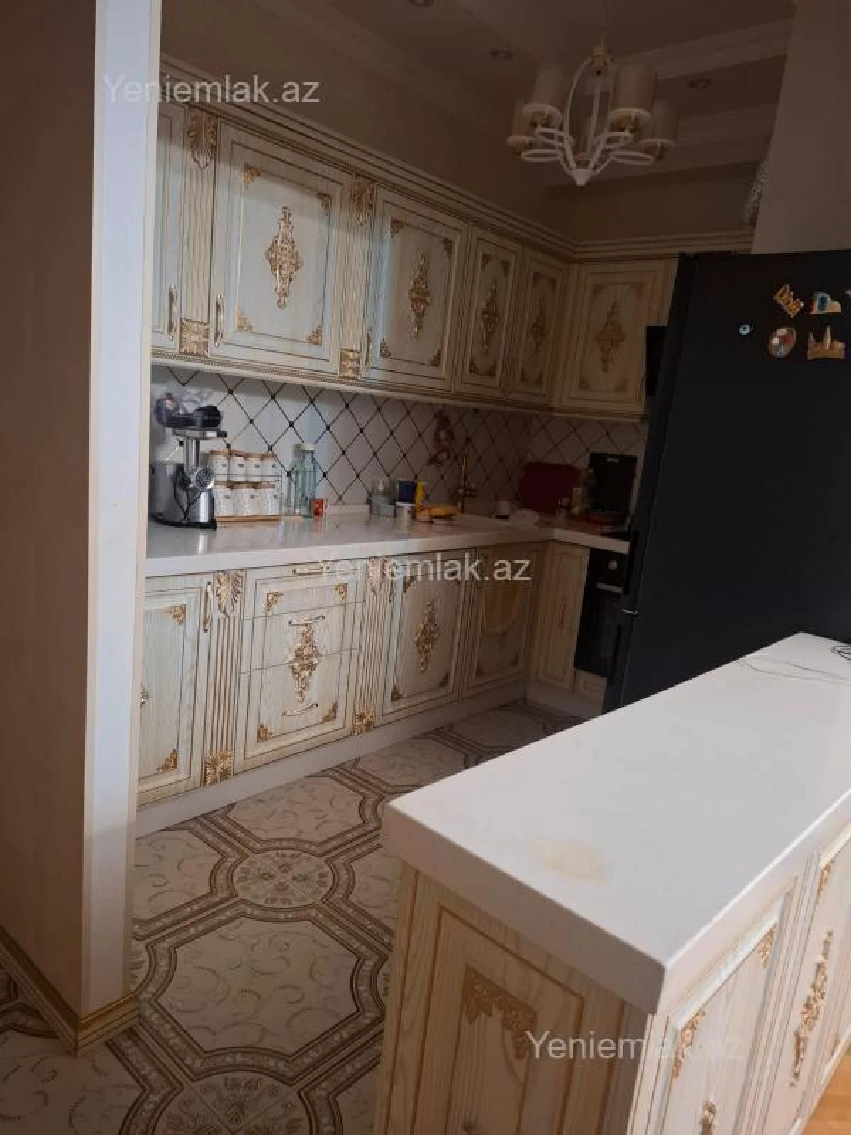 Satılır 3 otaqlı yeni tikili 85 m²