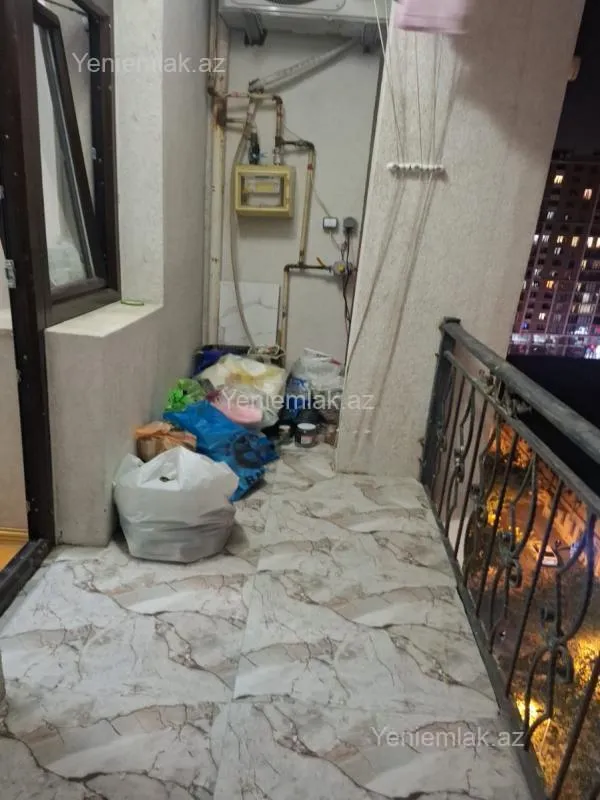 Satılır 3 otaqlı yeni tikili 85 m²