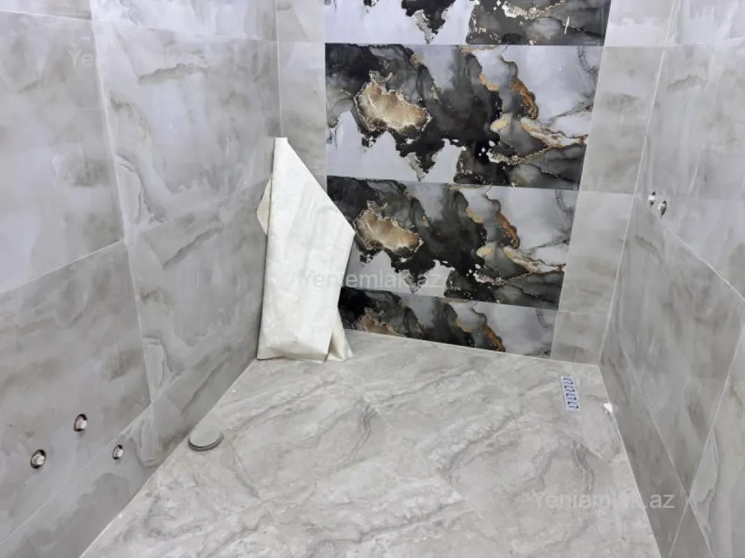 Satılır 4 otaqlı həyət evi 140 m²