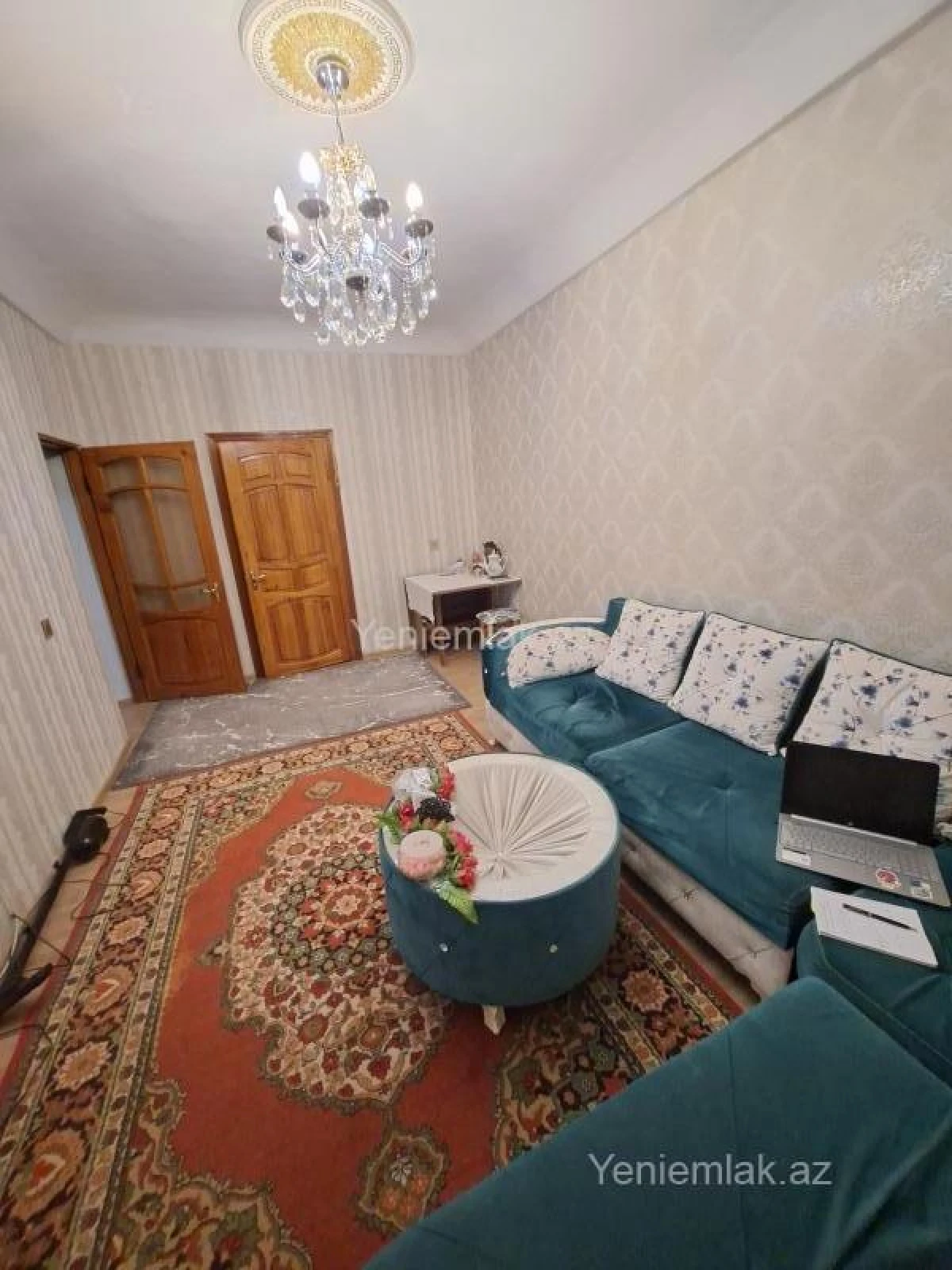 Satılır 3 otaqlı köhnə tikili 75 m²