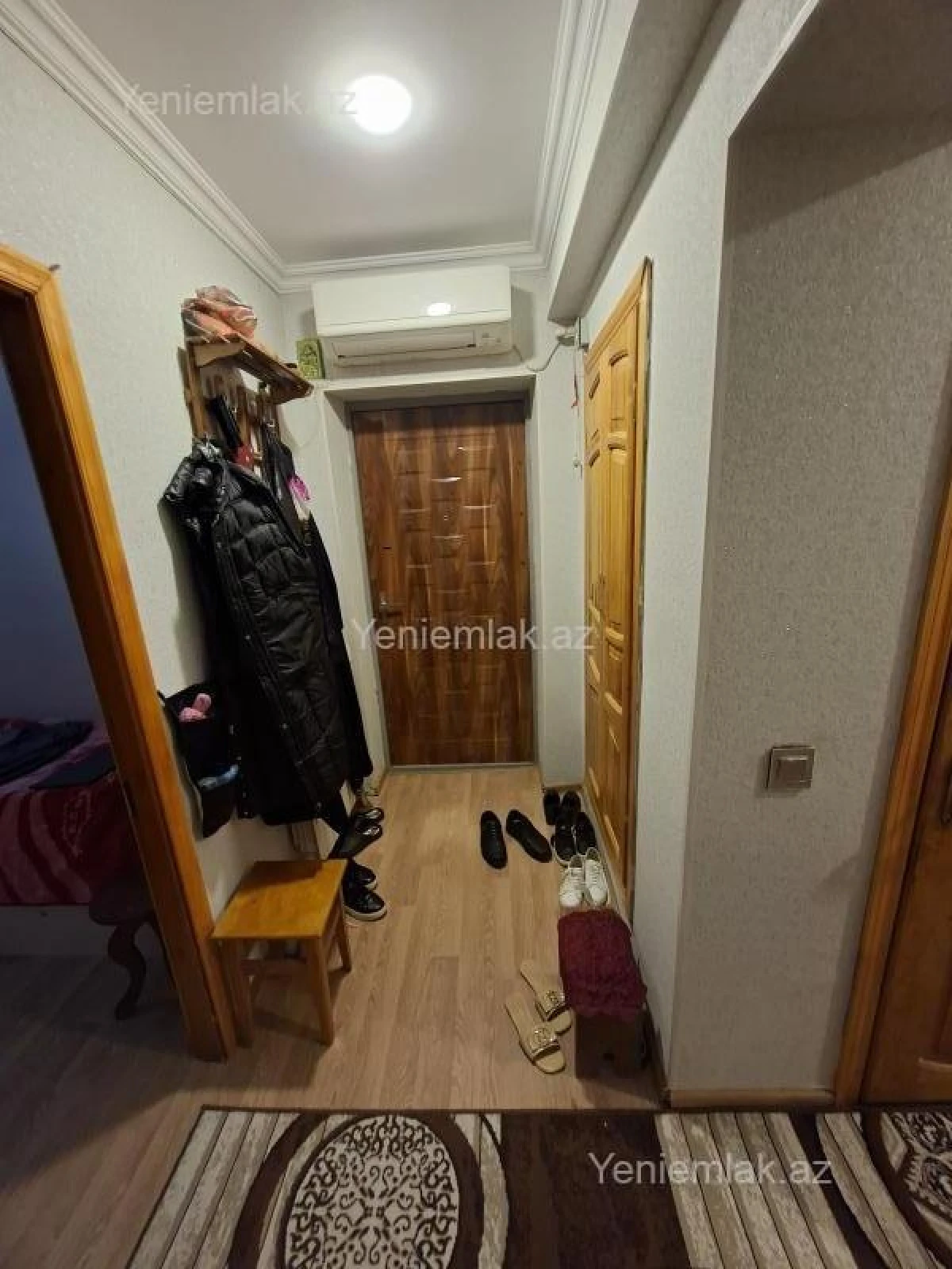 Satılır 3 otaqlı köhnə tikili 75 m²