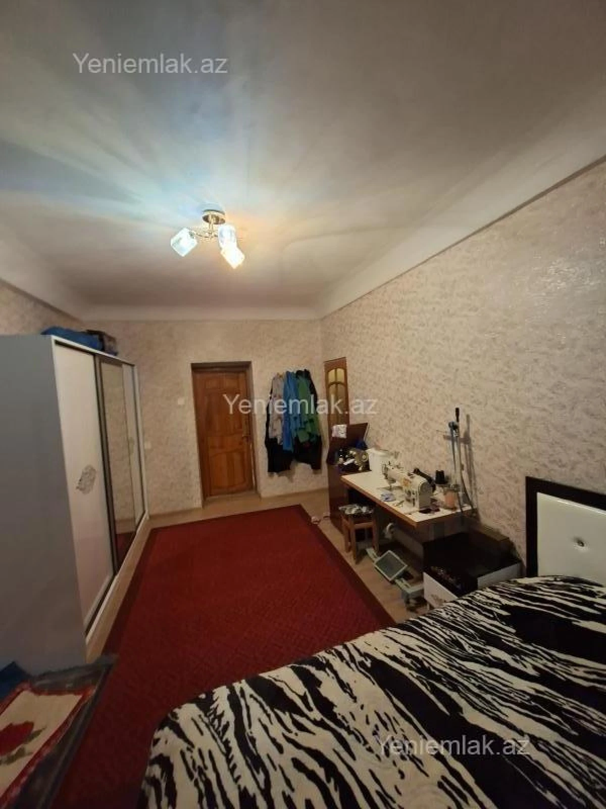 Satılır 3 otaqlı köhnə tikili 75 m²