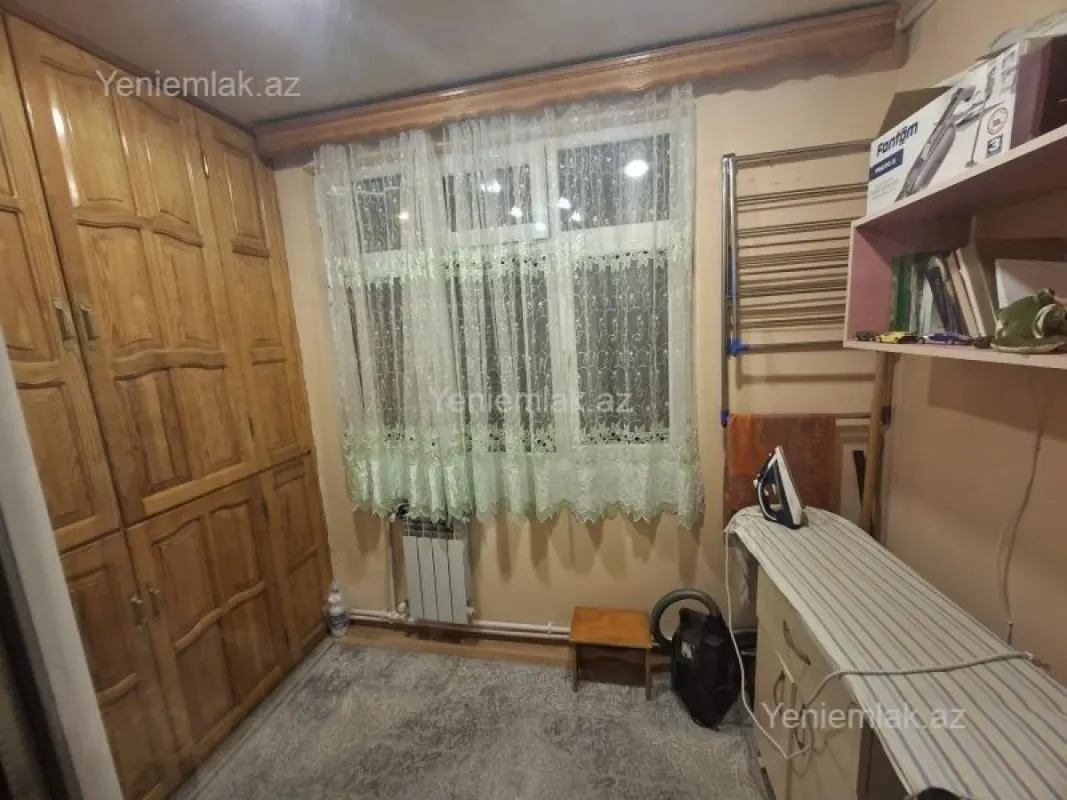 Satılır 3 otaqlı köhnə tikili 75 m²