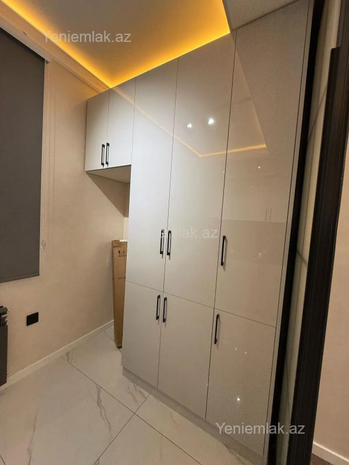 Satılır 2 otaqlı yeni tikili 61 m²