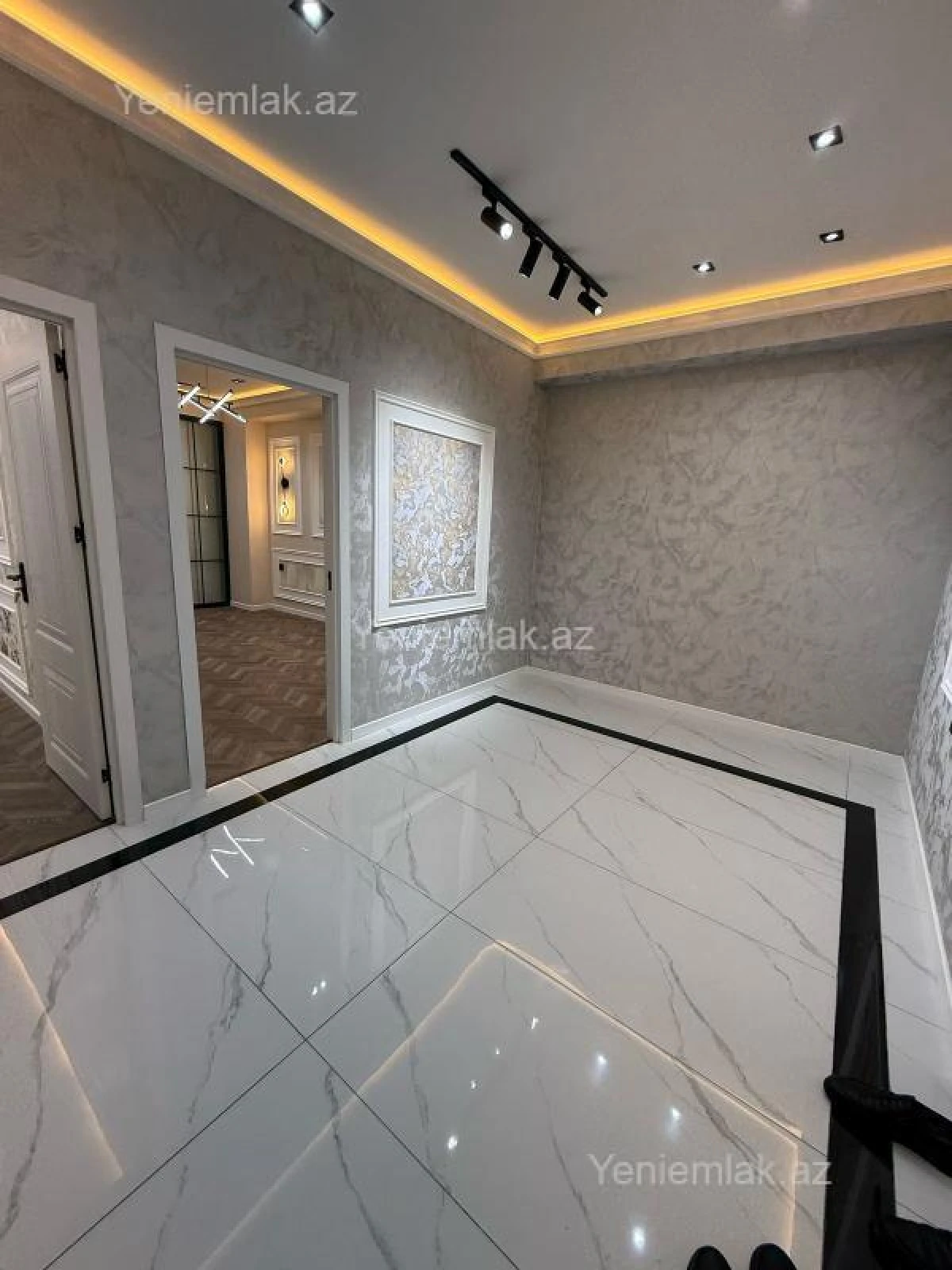 Satılır 2 otaqlı yeni tikili 61 m²