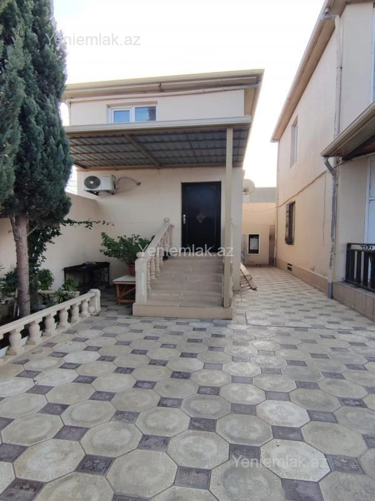 Satılır 4 otaqlı həyət evi 160 m²