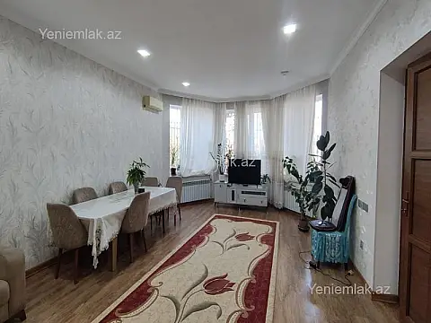 Satılır 4 otaqlı həyət evi 160 m²