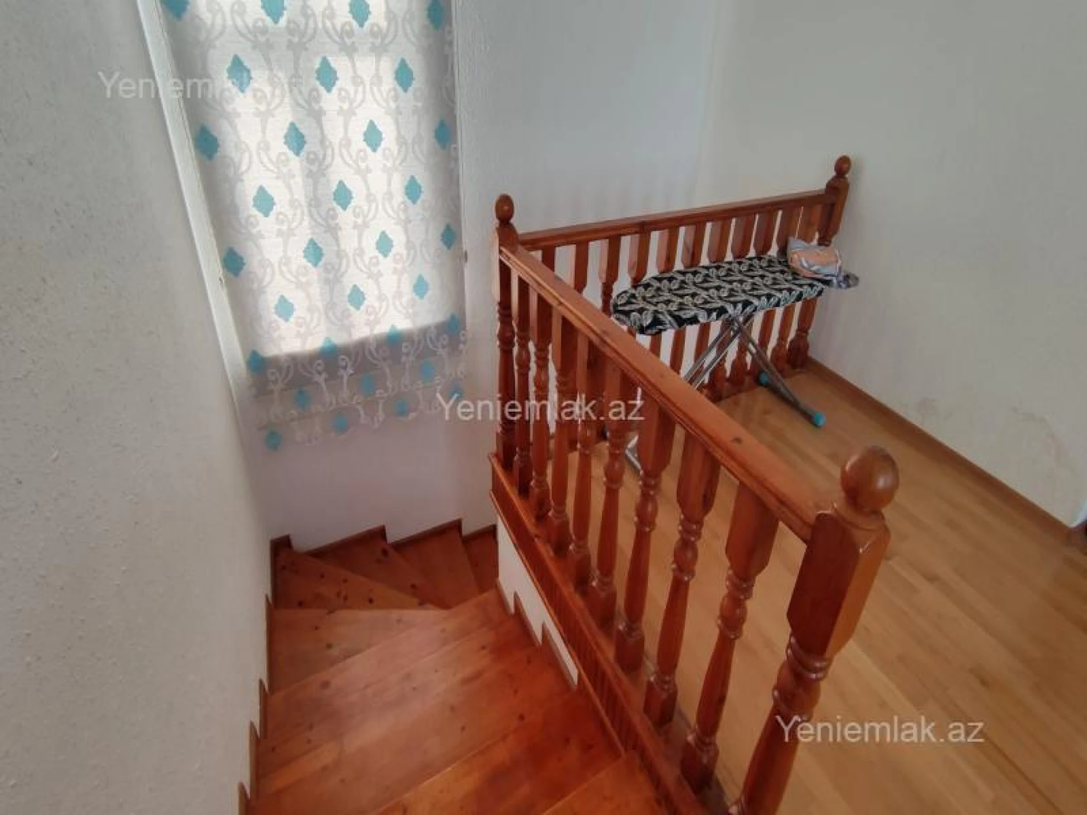 Satılır 4 otaqlı həyət evi 160 m²