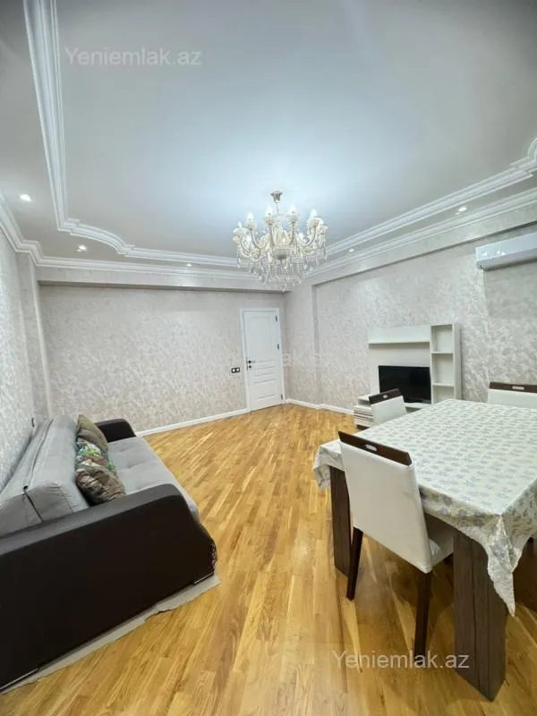 Satılır 3 otaqlı yeni tikili 120 m²