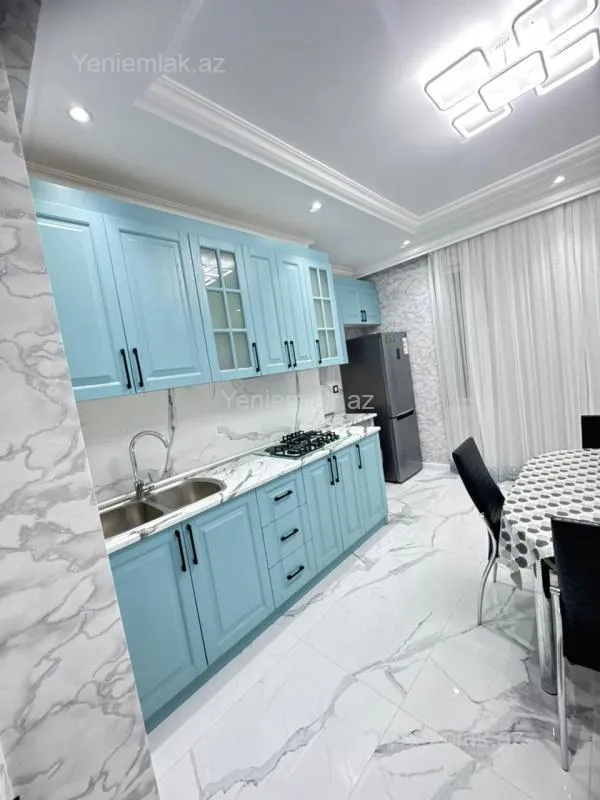 Satılır 3 otaqlı yeni tikili 120 m²