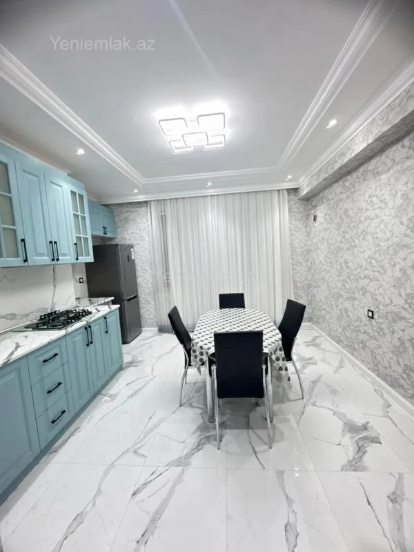 Satılır 3 otaqlı yeni tikili 120 m²
