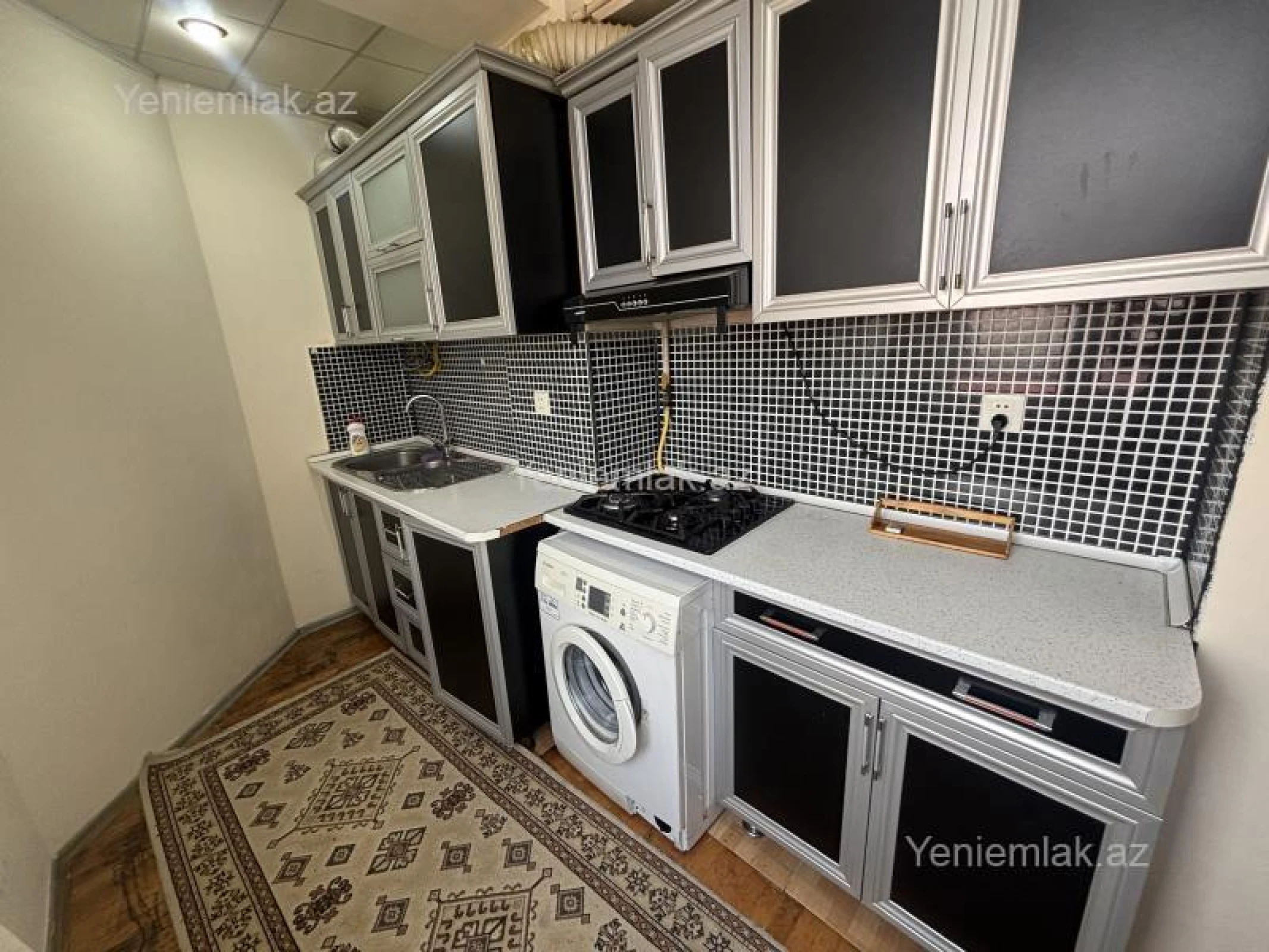Satılır 3 otaqlı yeni tikili 81.5 m²