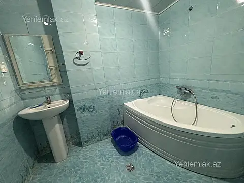 Satılır 3 otaqlı yeni tikili 81.5 m²