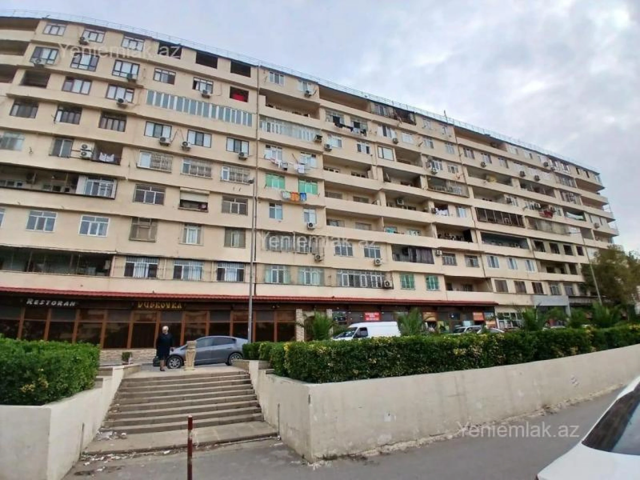 Satılır 5 otaqlı köhnə tikili 125 m²