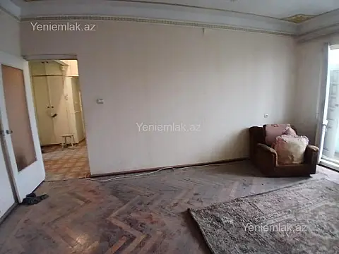 Satılır 5 otaqlı köhnə tikili 125 m²