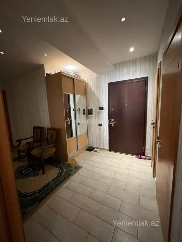 Satılır 2 otaqlı yeni tikili 95 m²