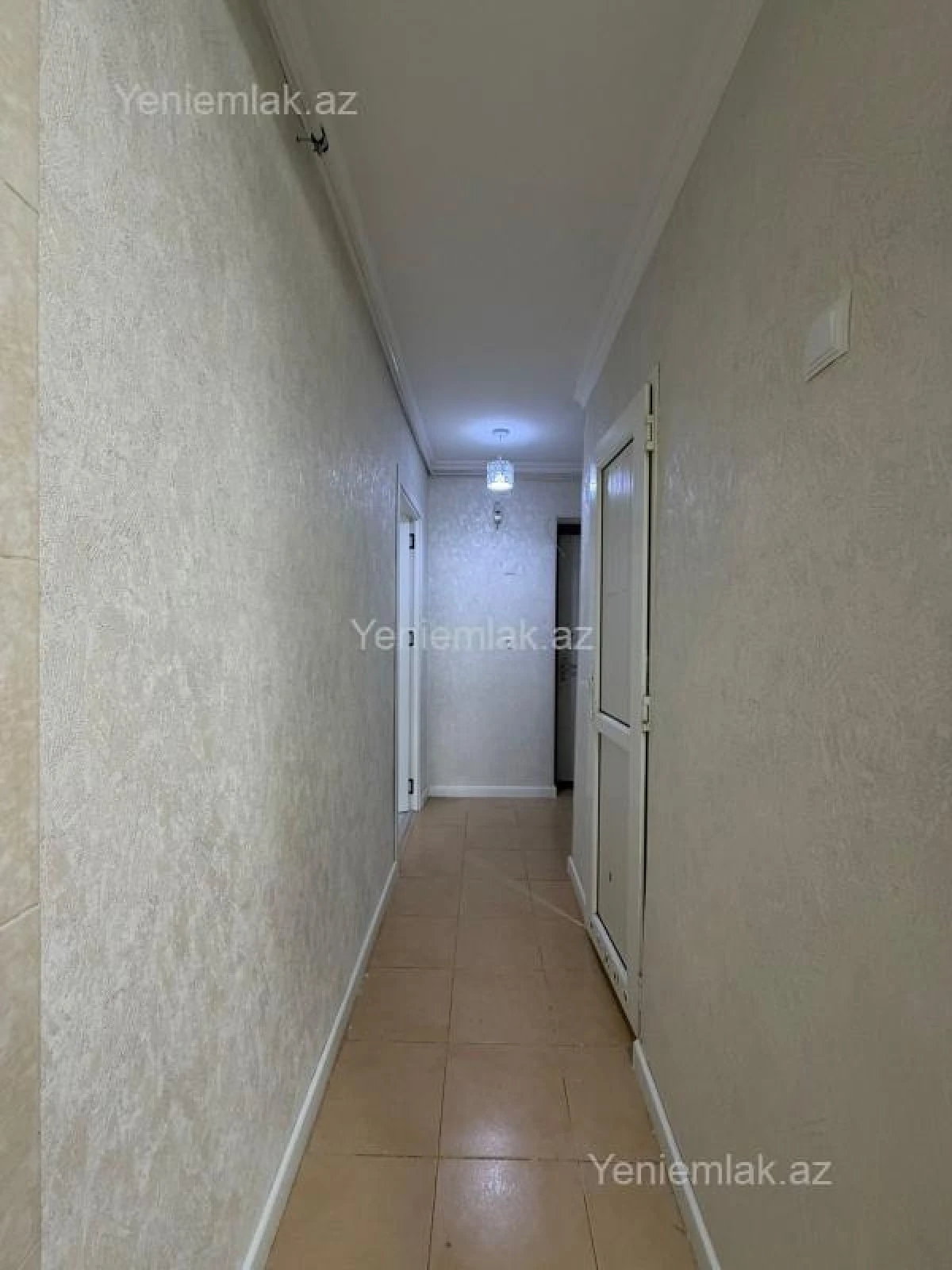 Satılır 2 otaqlı köhnə tikili 50 m²
