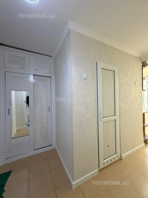 Satılır 2 otaqlı köhnə tikili 50 m²