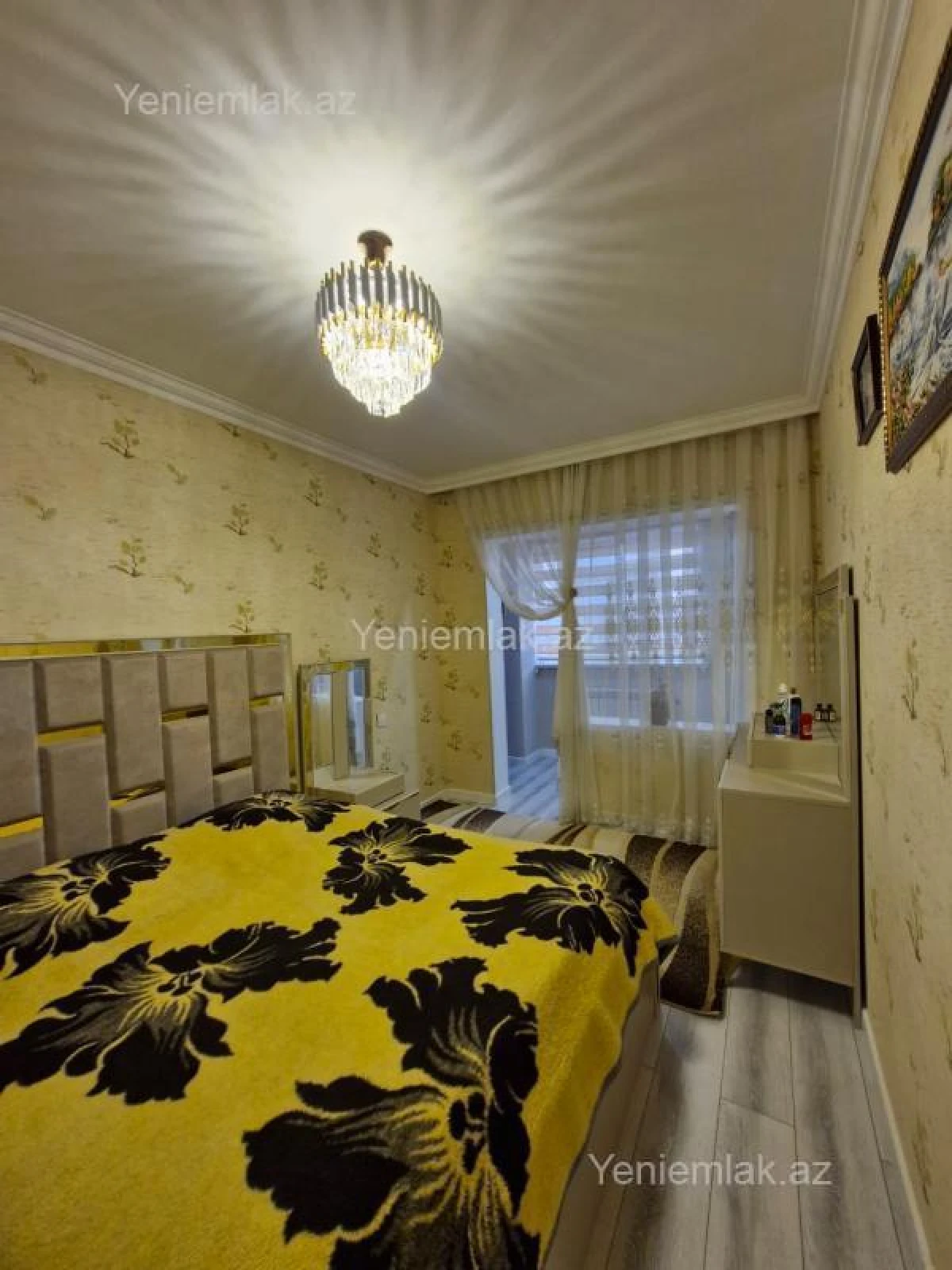 Satılır 4 otaqlı köhnə tikili 90 m²