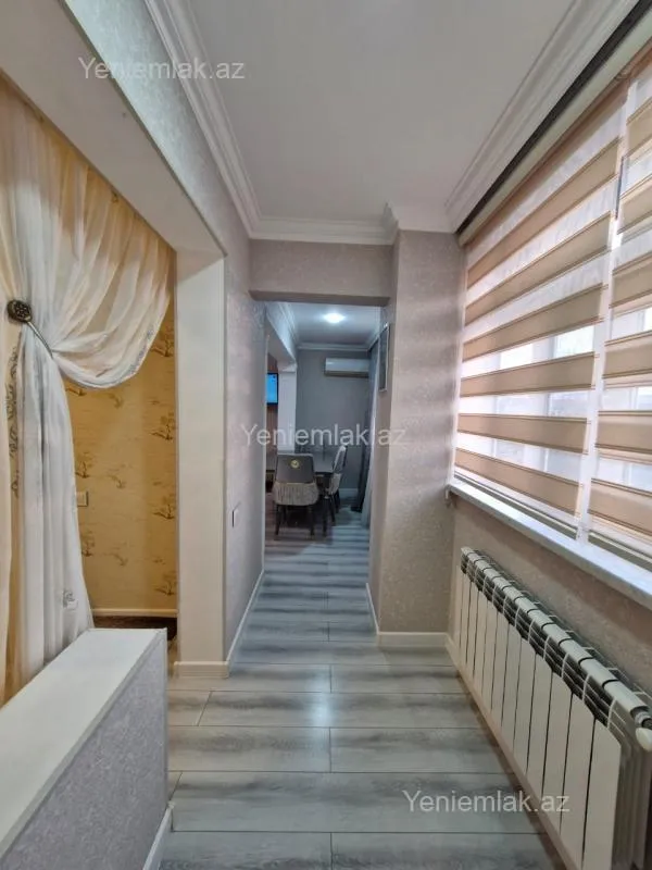 Satılır 4 otaqlı köhnə tikili 90 m²