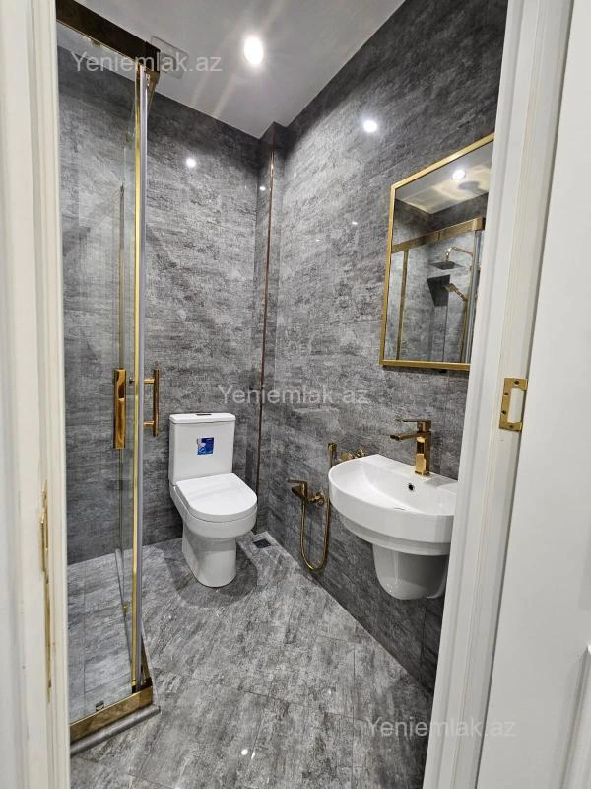 Satılır 2 otaqlı yeni tikili 44 m²