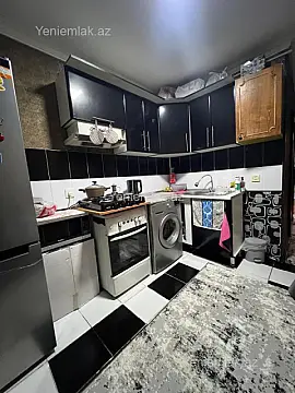 Satılır 3 otaqlı köhnə tikili 75 m²