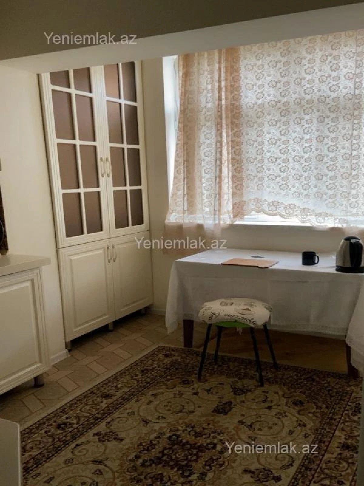 Satılır 2 otaqlı köhnə tikili 65 m²