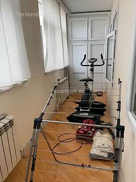 Satılır 2 otaqlı köhnə tikili 65 m²