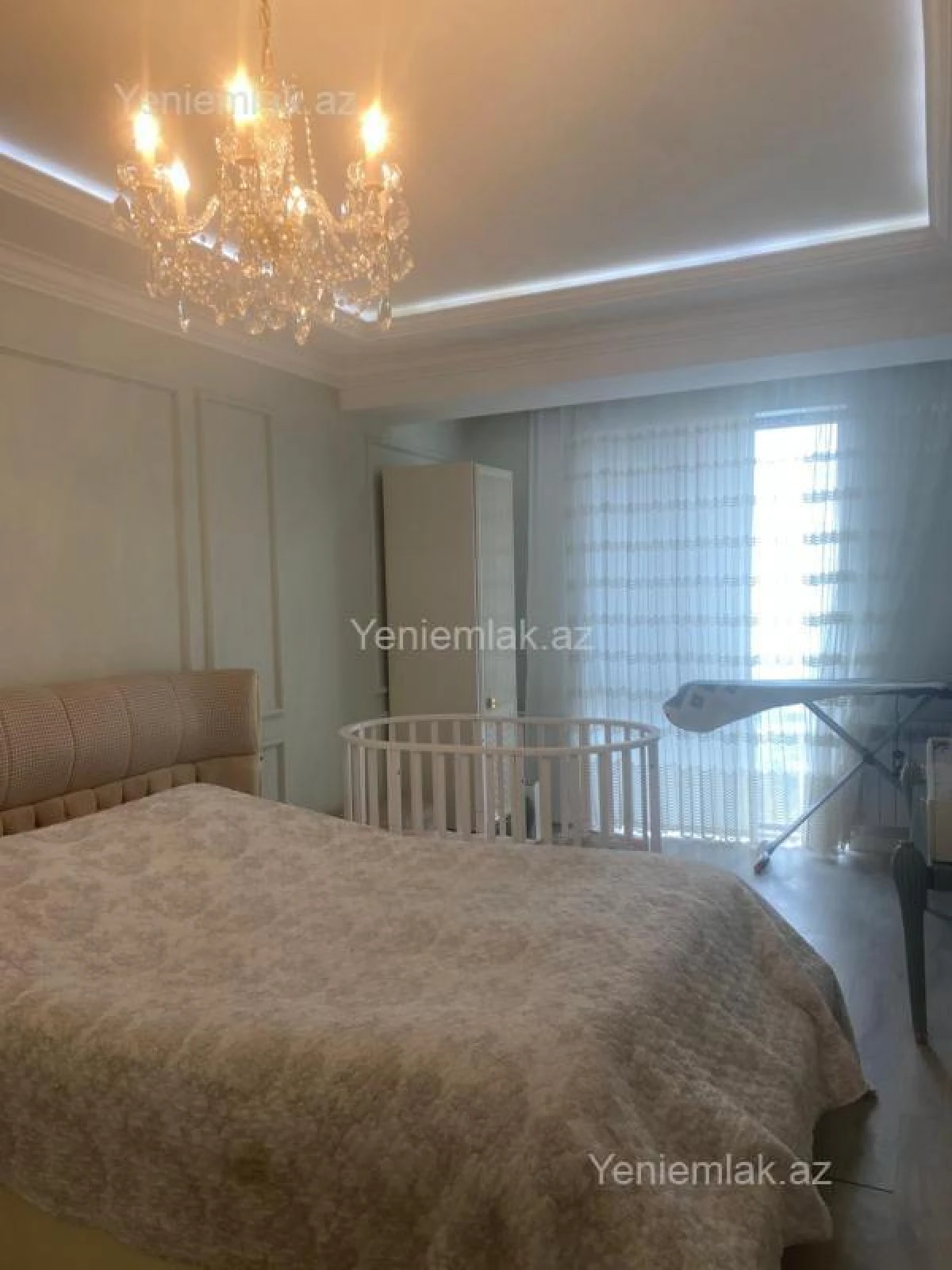 Satılır 2 otaqlı köhnə tikili 88 m²