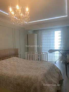 Satılır 2 otaqlı köhnə tikili 88 m²