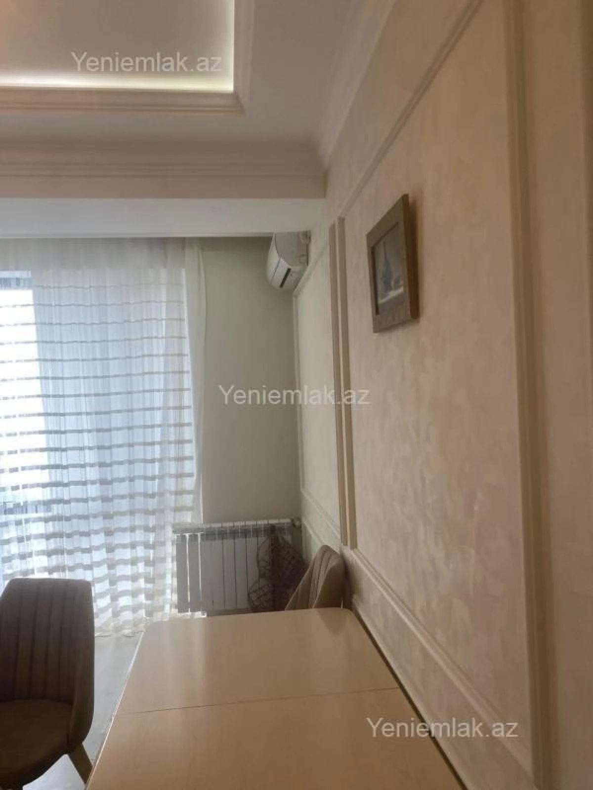 Satılır 2 otaqlı köhnə tikili 88 m²