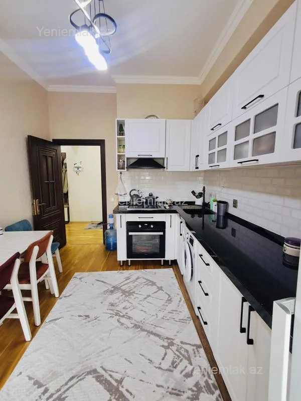 Satılır 3 otaqlı yeni tikili 92 m²